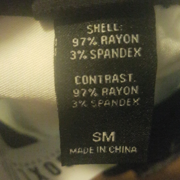 Alice in wonderland embroidered top - Picture 11 of 16